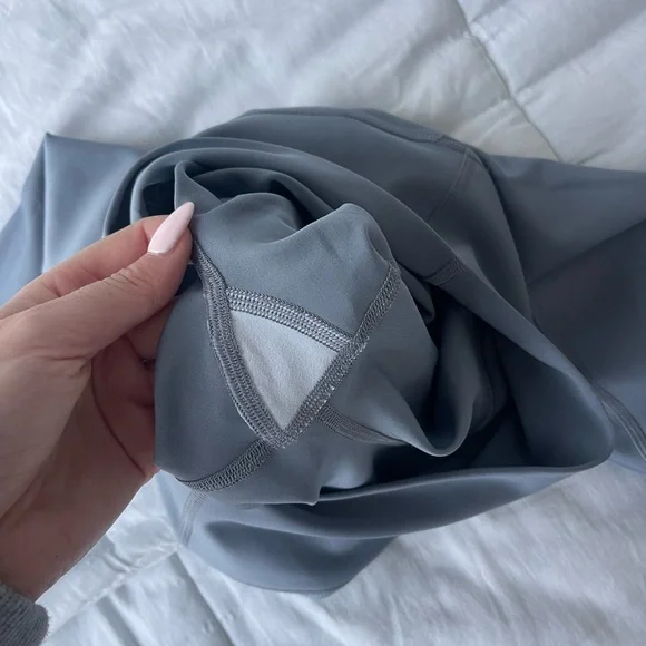 7/8 high waist Alo airlift leggings - Picture 4 of 4